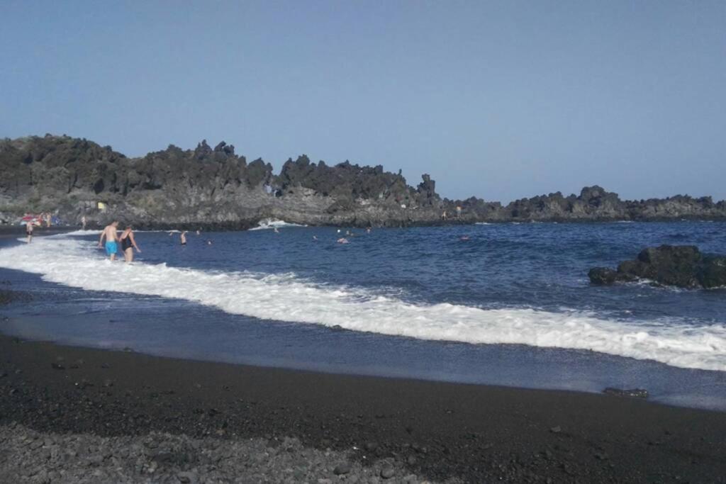 דירות סנטה קרוס דה לה פלמה Piso Restaurado En Santa Cruz De La Palma מראה חיצוני תמונה